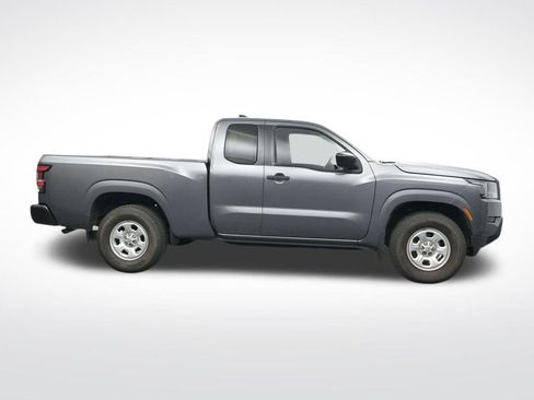 Used 2022 Nissan Frontier S image 4