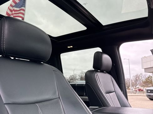 Used 2020 Ford F150 Lariat w/ Equipment Group 502A Luxury image 24