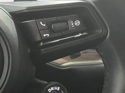 Used 2024 Porsche Cayenne image 14