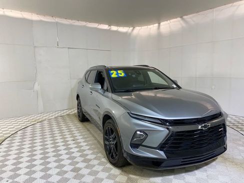Used 2025 Chevrolet Blazer RS w/ Driver Confidence II Package image 1