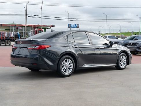 Used 2025 Toyota Camry LE FWD image 6