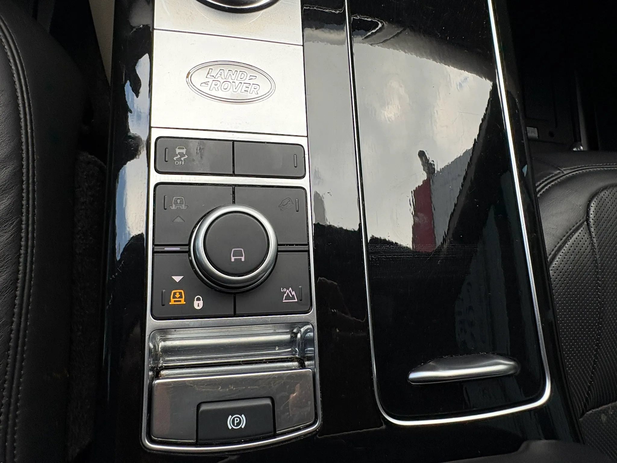 Used 2020 Land Rover Range Rover HSE AWD/4WD image 44