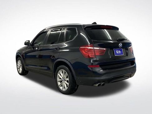 Used 2017 BMW X3 sDrive28i image 3