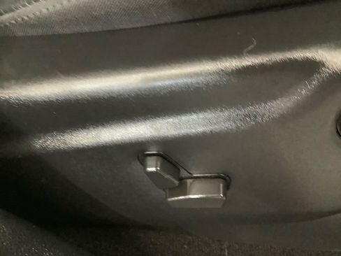 Used 2021 Jeep Grand Cherokee Limited AWD/4WD image 27