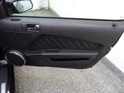 Used 2014 Ford Mustang Premium RWD image 10