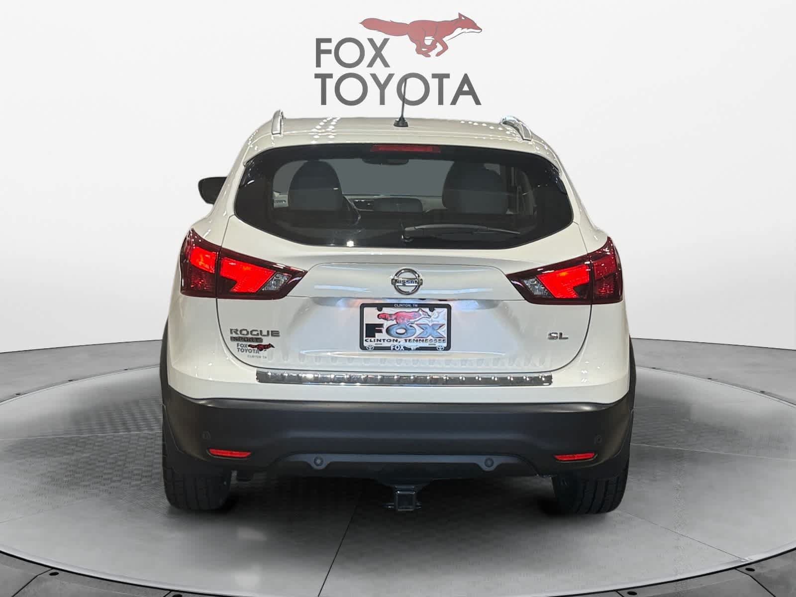 Used 2019 Nissan Rogue Sport SL w/ Premium Package FWD image 5