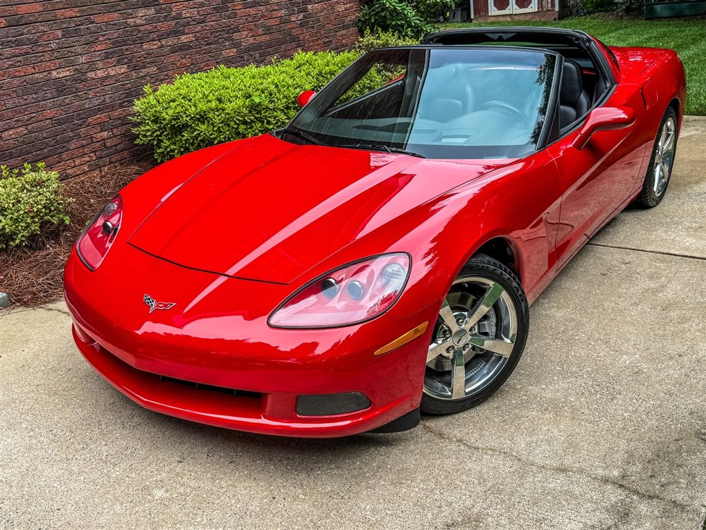 Used 2008 Chevrolet Corvette Coupe w/ Preferred Equipment Group RWD image 13