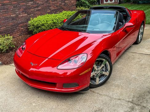 Used 2008 Chevrolet Corvette Coupe w/ Preferred Equipment Group RWD image 13
