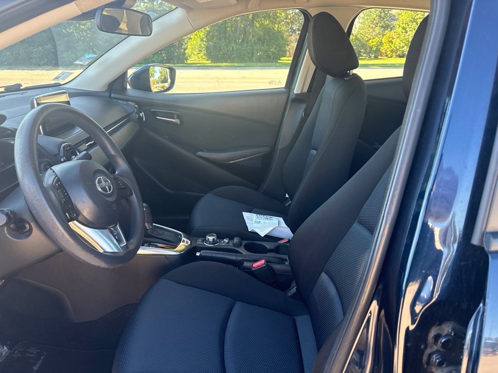 Used 2016 Scion iA FWD image 11