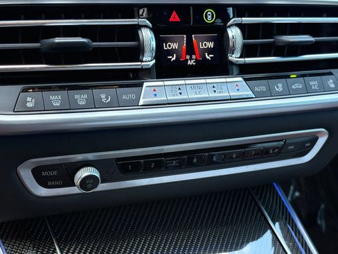 Used 2023 BMW X5 M50i w/ Parking Assistance Package AWD/4WD image 28