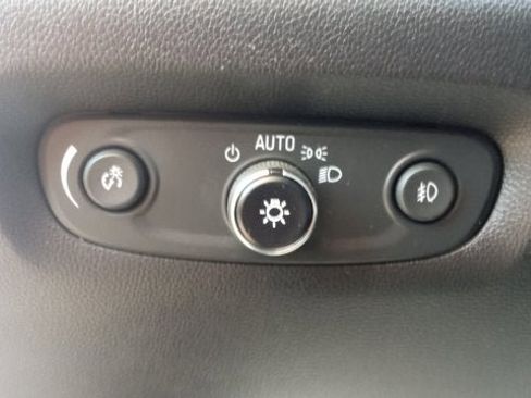 Used 2019 Chevrolet Traverse LT AWD/4WD image 19