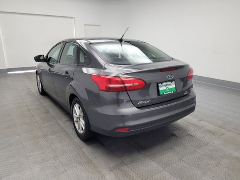 Used 2018 Ford Focus SE image 5