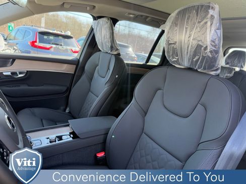 New 2026 Volvo XC90 B6 Plus w/ Protection Package Premier image 13