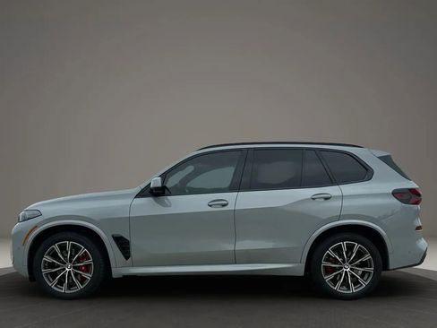 Used 2024 BMW X5 xDrive40i w/ M Sport Package AWD/4WD image 8