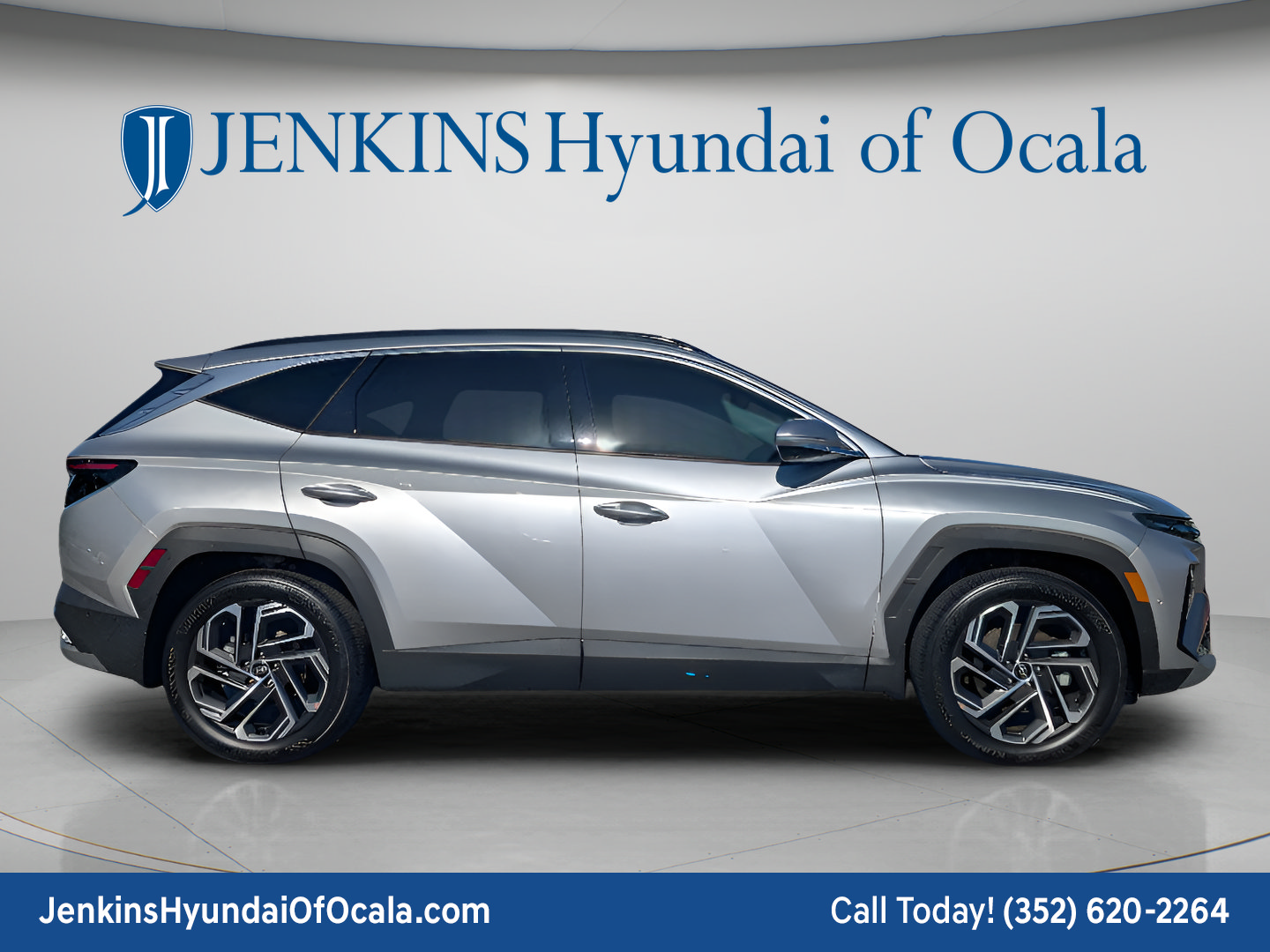 New 2026 Hyundai Tucson Limited FWD image 2