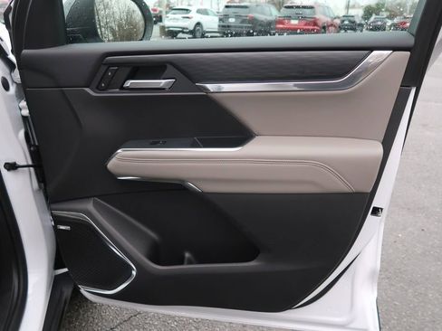 Certified 2026 GMC Acadia Elevation w/ Black Edition image 40