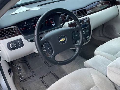 Used 2013 Chevrolet Impala LS FWD image 9