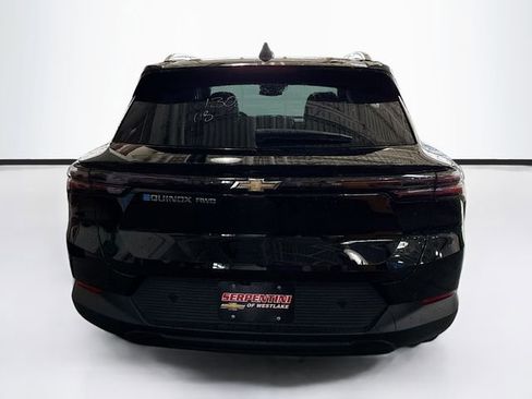 New 2026 Chevrolet Equinox EV LT image 7