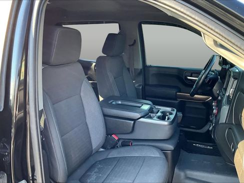 Used 2021 Chevrolet Silverado 1500 LT w/ Z71 Off-Road Package AWD/4WD image 9