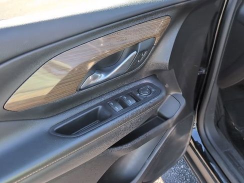 Used 2019 GMC Terrain SLE w/ Black Edition image 23