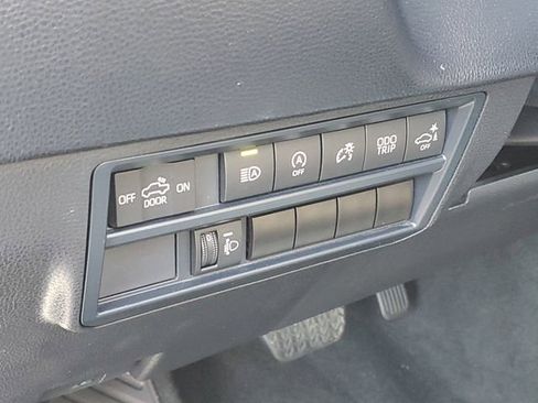 Used 2025 Toyota Tundra SR5 w/ SR5 Convenience Package image 8