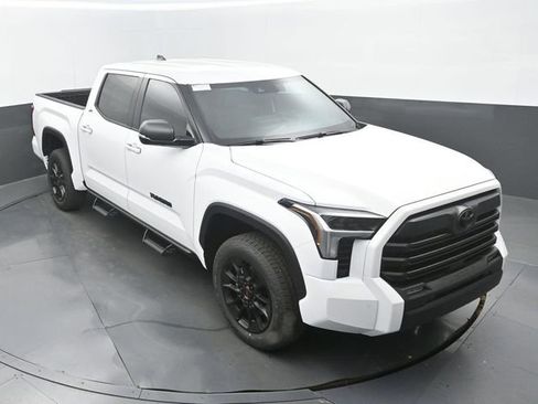 New 2026 Toyota Tundra SR5 AWD/4WD image 27