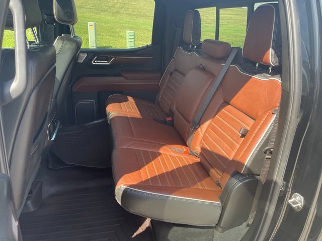 Used 2022 GMC Sierra 1500 Denali Ultimate AWD/4WD image 22