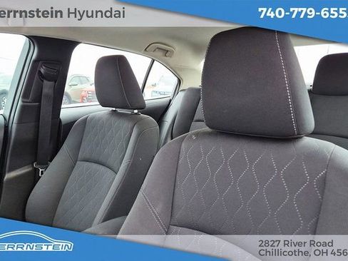 Used 2024 Toyota Corolla LE image 21