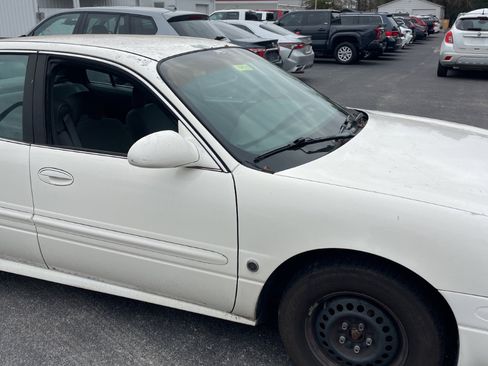 Used 2004 Buick Le Sabre Custom image 5