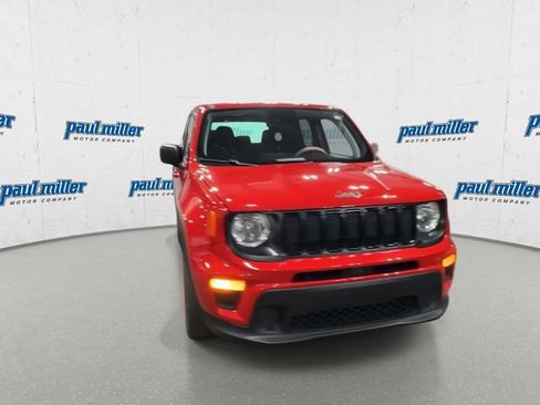 Used 2021 Jeep Renegade Sport AWD/4WD image 3