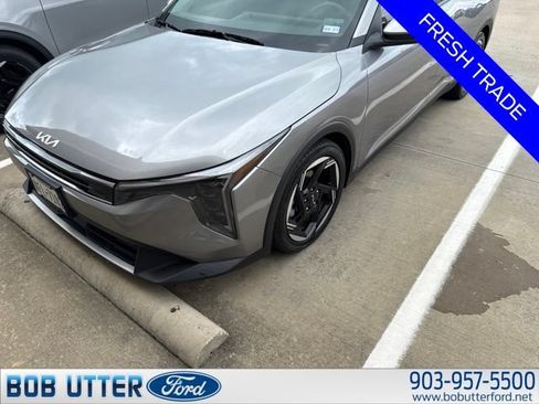 Used 2025 Kia K4 EX FWD image 2