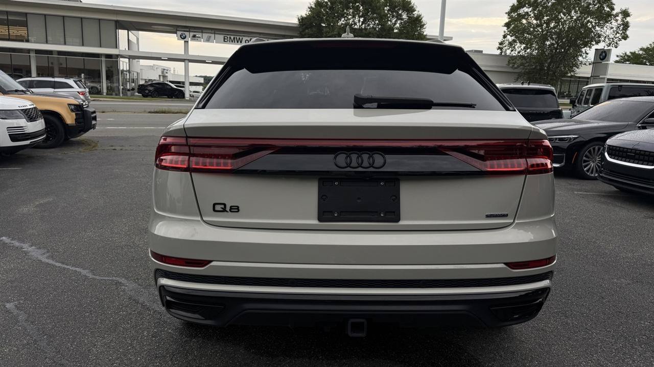 Used 2023 Audi Q8 Premium Plus AWD/4WD image 13