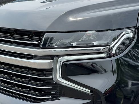 Used 2023 Chevrolet Suburban LT AWD/4WD image 45