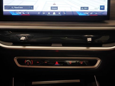 Used 2024 BMW X5 sDrive40i w/ M Sport Package image 13