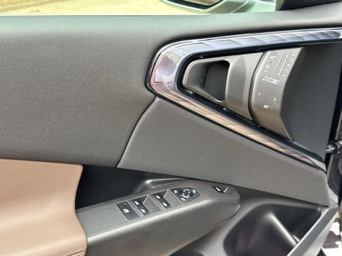 Used 2025 BMW X3 xDrive30i w/ Convenience Package image 15