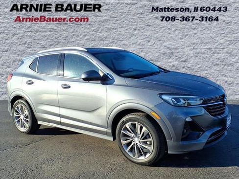 Used 2022 Buick Encore GX Essence w/ Advanced Technology Package FWD image 1