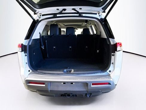 New 2026 Nissan Pathfinder SL AWD/4WD image 23