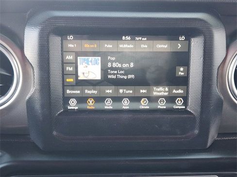 Used 2020 Jeep Wrangler Unlimited Sahara AWD/4WD image 5