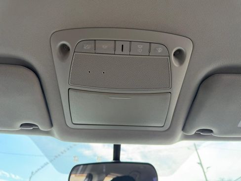 Used 2017 Nissan Altima 2.5 SR w/ Midnight Edition Package image 19