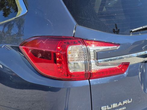 Used 2024 Subaru Ascent Premium w/ Convenience Package image 7