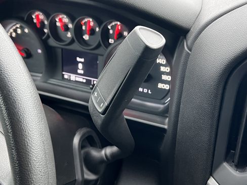 Used 2021 Chevrolet Silverado 1500 Custom Trail Boss image 31