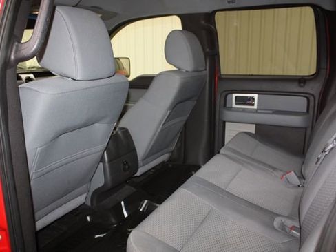 Used 2011 Ford F150 XLT w/ XLT Chrome Pkg image 15