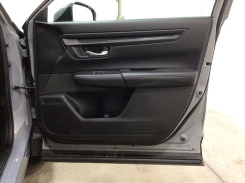 Used 2024 Honda CR-V LX image 30