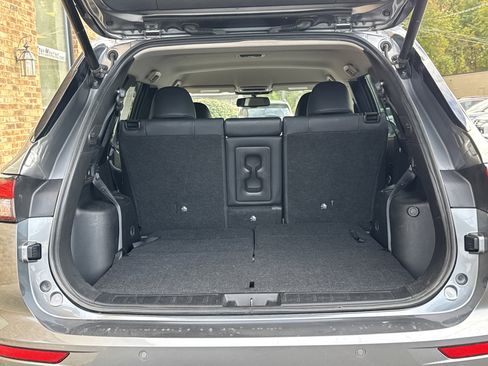 Used 2022 Mitsubishi Outlander SEL image 13