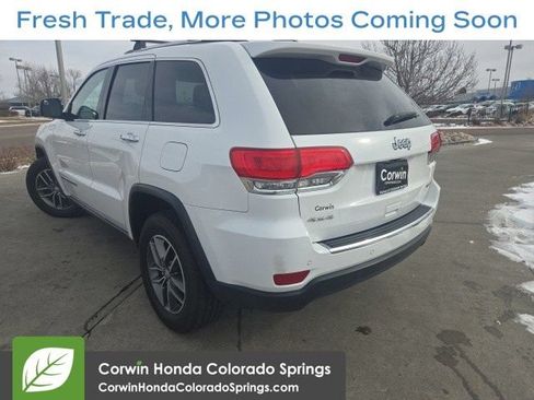 Used 2017 Jeep Grand Cherokee Limited AWD/4WD image 5