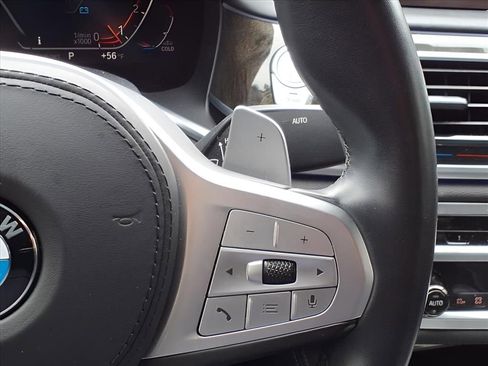 Used 2021 BMW 750i xDrive w/ Executive Package image 12