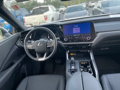 Used 2025 Lexus TX 350 AWD w/ Technology Package image 8