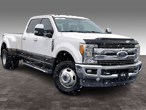 Used 2017 Ford F350 King Ranch w/ Chrome Package image 2