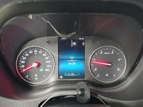 Used 2024 Mercedes-Benz Sprinter 2500 image 7