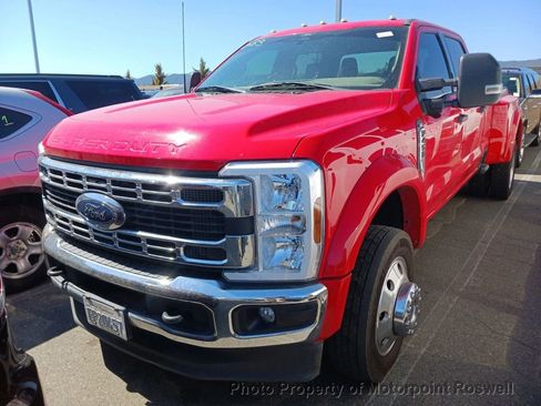 Used 2024 Ford F450 XLT w/ 360-Degree Camera Package image 25